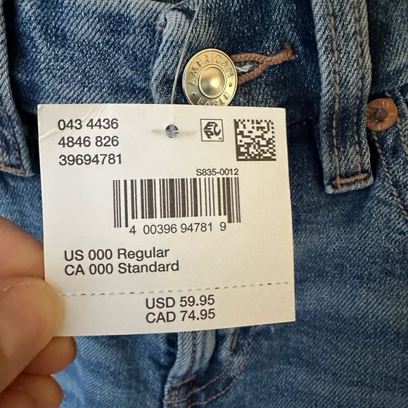 Brand New with Tags! American Eagle Jeans - Picture 3 of 4
